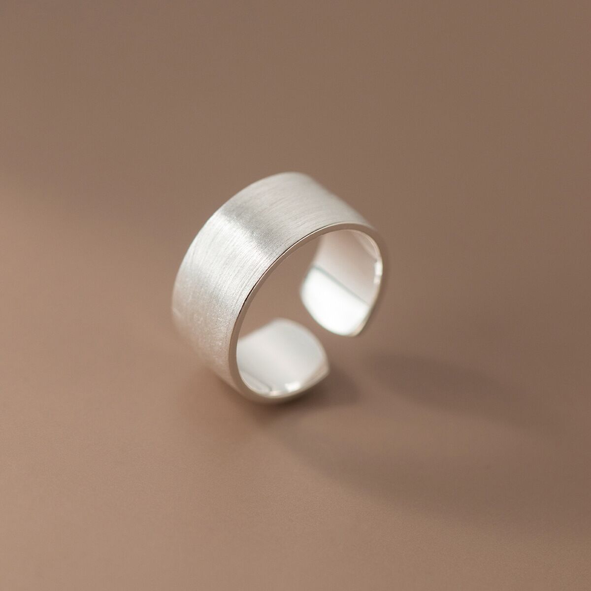 Women Accessories Drawing - Anelli regolabili con disegno a filo