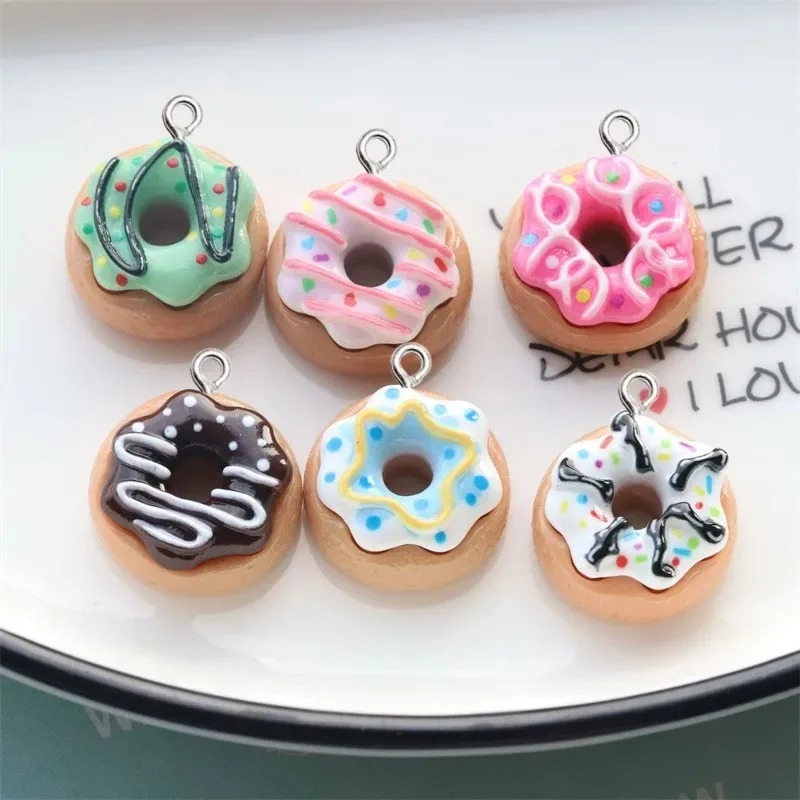10 Pezzi Ciondoli a Forma di C - Women Accessories Pack recensione e prezzo