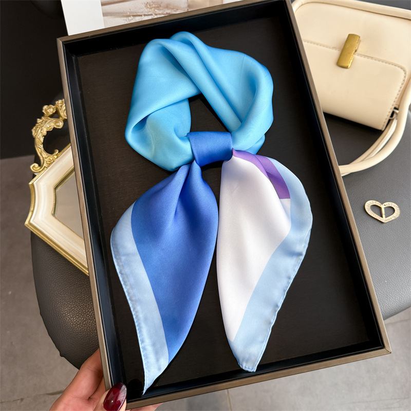 Foulard Quadrato in Raso di Se - Women'S Accessories For Neck recensione e prezzo