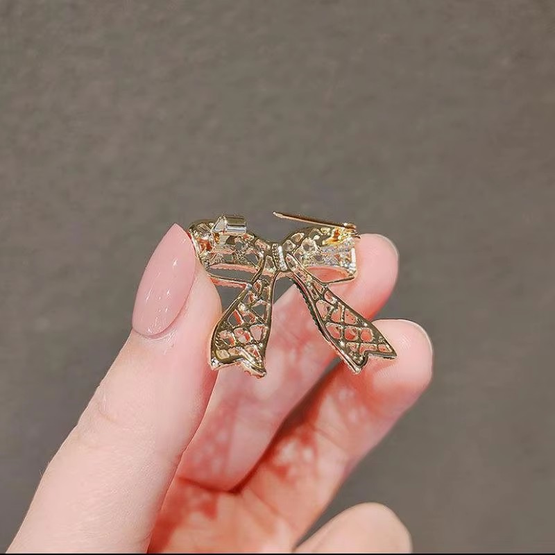 Spilla per ragazza punk 2025 N - Women'S Accessories Manufacturers recensione e prezzo
