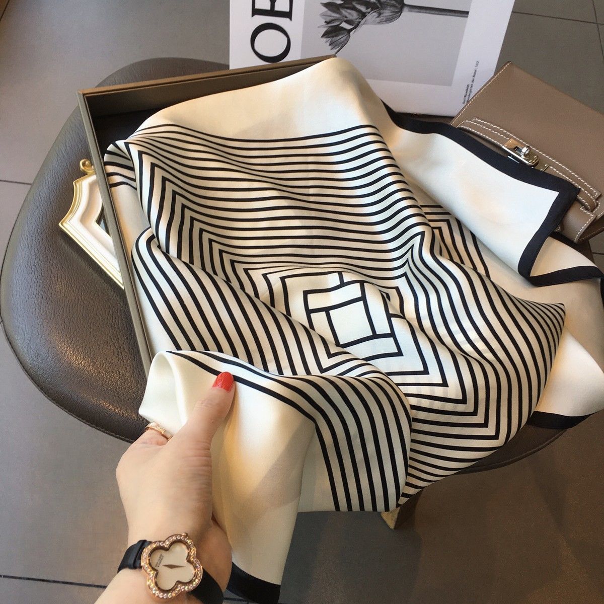 Foulard Quadrato Piccolo in Ra - Women'S Accessories Handbags recensione e prezzo