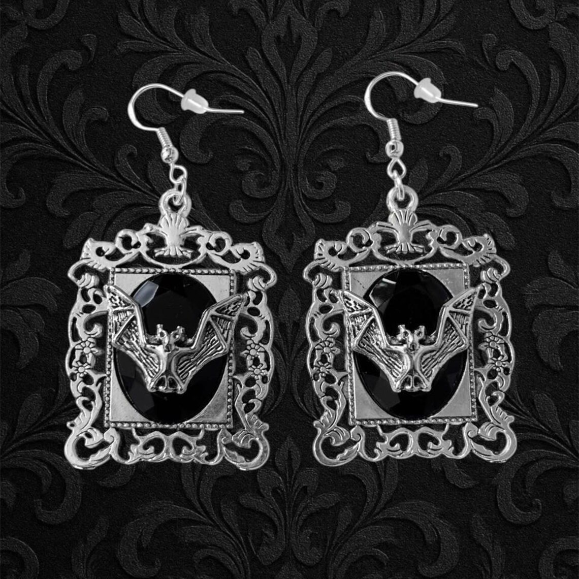 Orecchini a forma di pipistrel - Women'S Victorian Accessories recensione e prezzo