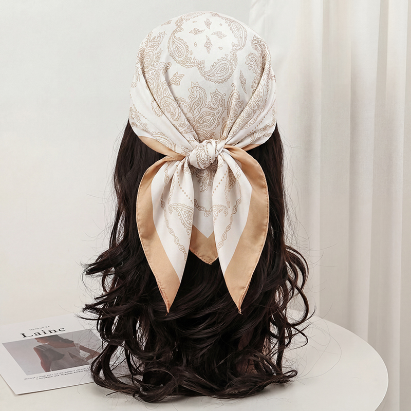Foulard Quadrato Vintage Beige - Women'S Accessories For Neck recensione e prezzo