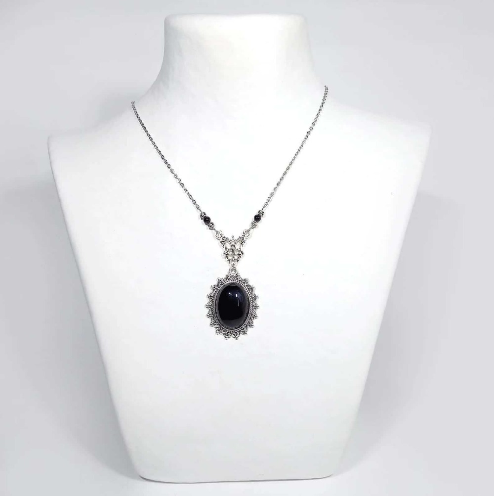 Collana con ciondolo in agata  - Women'S Victorian Accessories recensione e prezzo