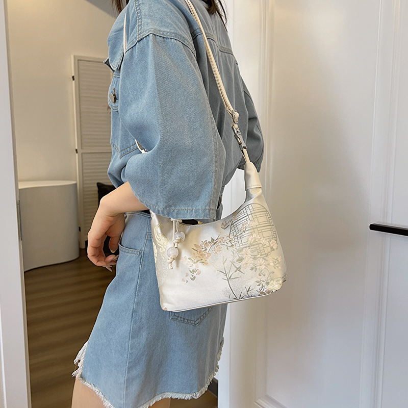 Borsa da Polso in Stile Antico - Women'S Accessories Handbags recensione e prezzo